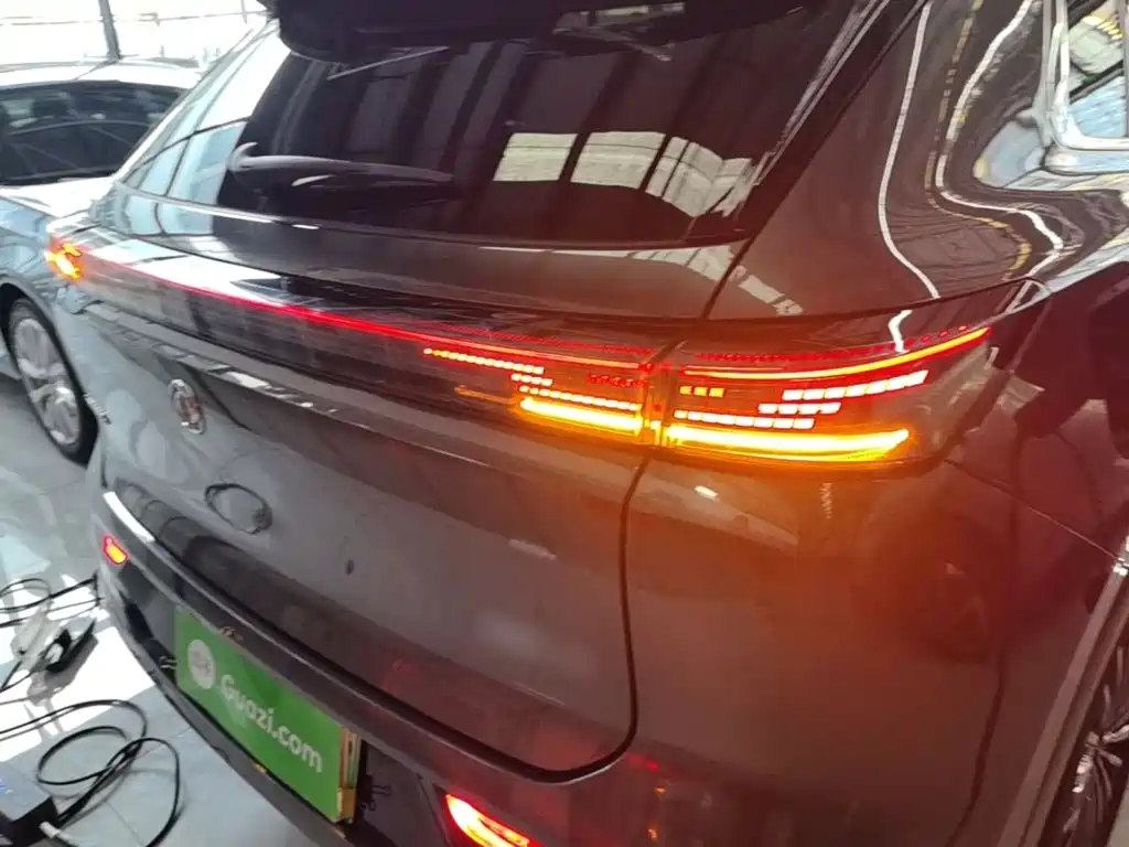 Dongfeng Aeolus L8 2025 2025 Plug-in Hybrid