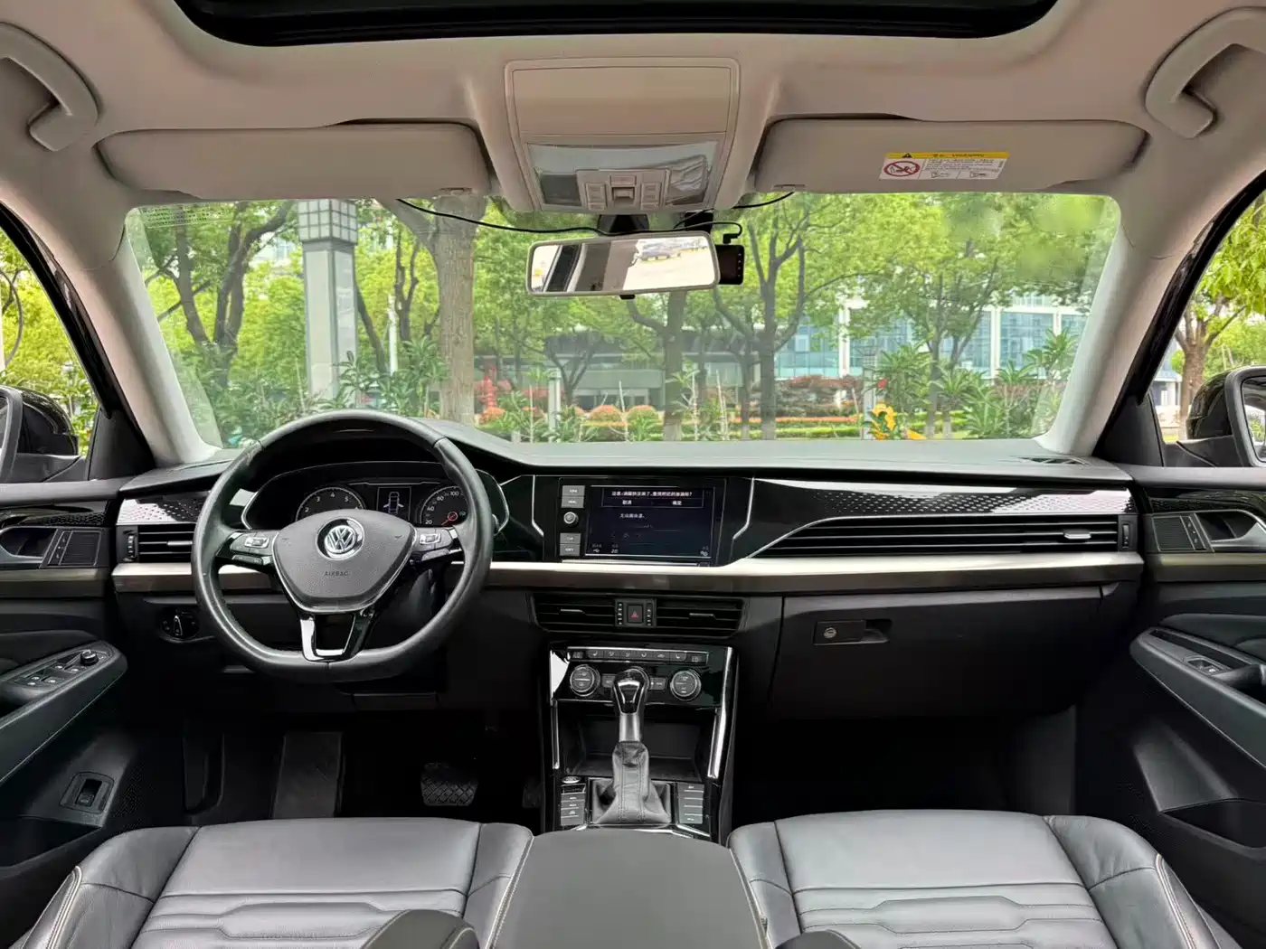 Volkswagen Passat 2019 330TSI Elite Version China VI фото 11