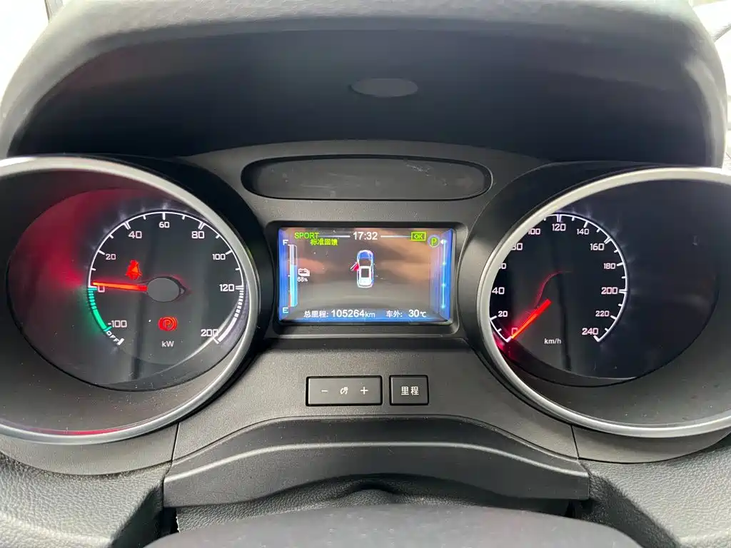 BYD Yuan New Energy 2018 2018 EV360 Smart Connected Cool Type