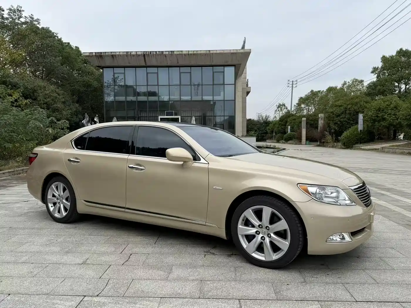 Lexus LS 2006 460L Premium Edition фото 3