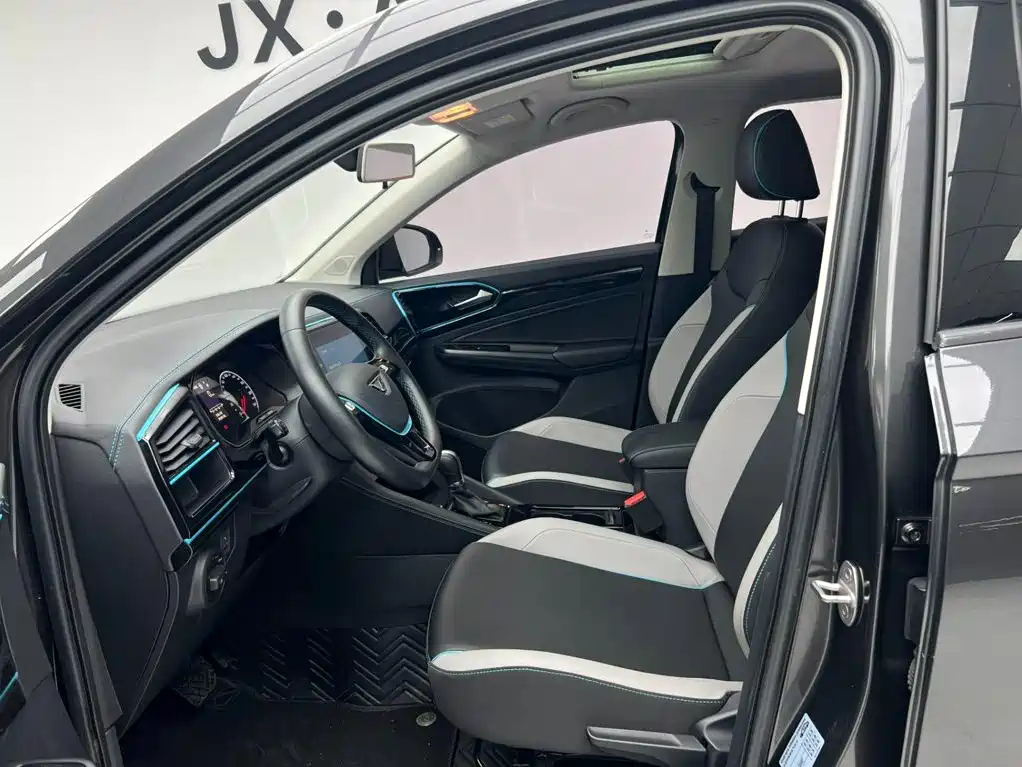 Фото 15 - Jetta VS5