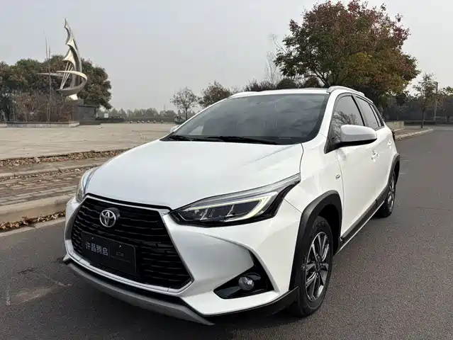 TOYOTA YARIS L ZHIXUAN