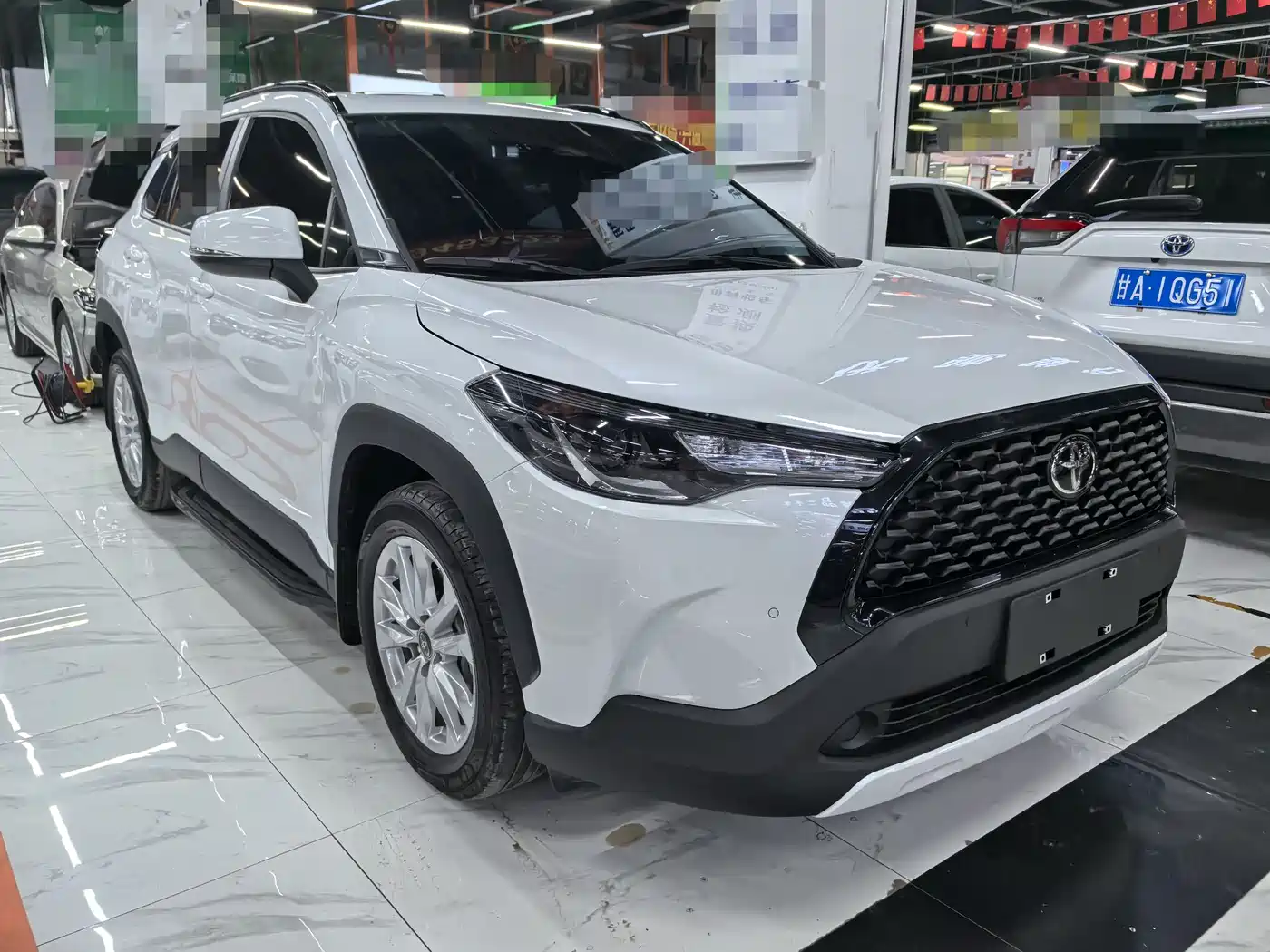 Toyota Corolla Cross 2023 2.0L Luxury Edition фото 3