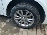 Фото 8 - Geely Vision