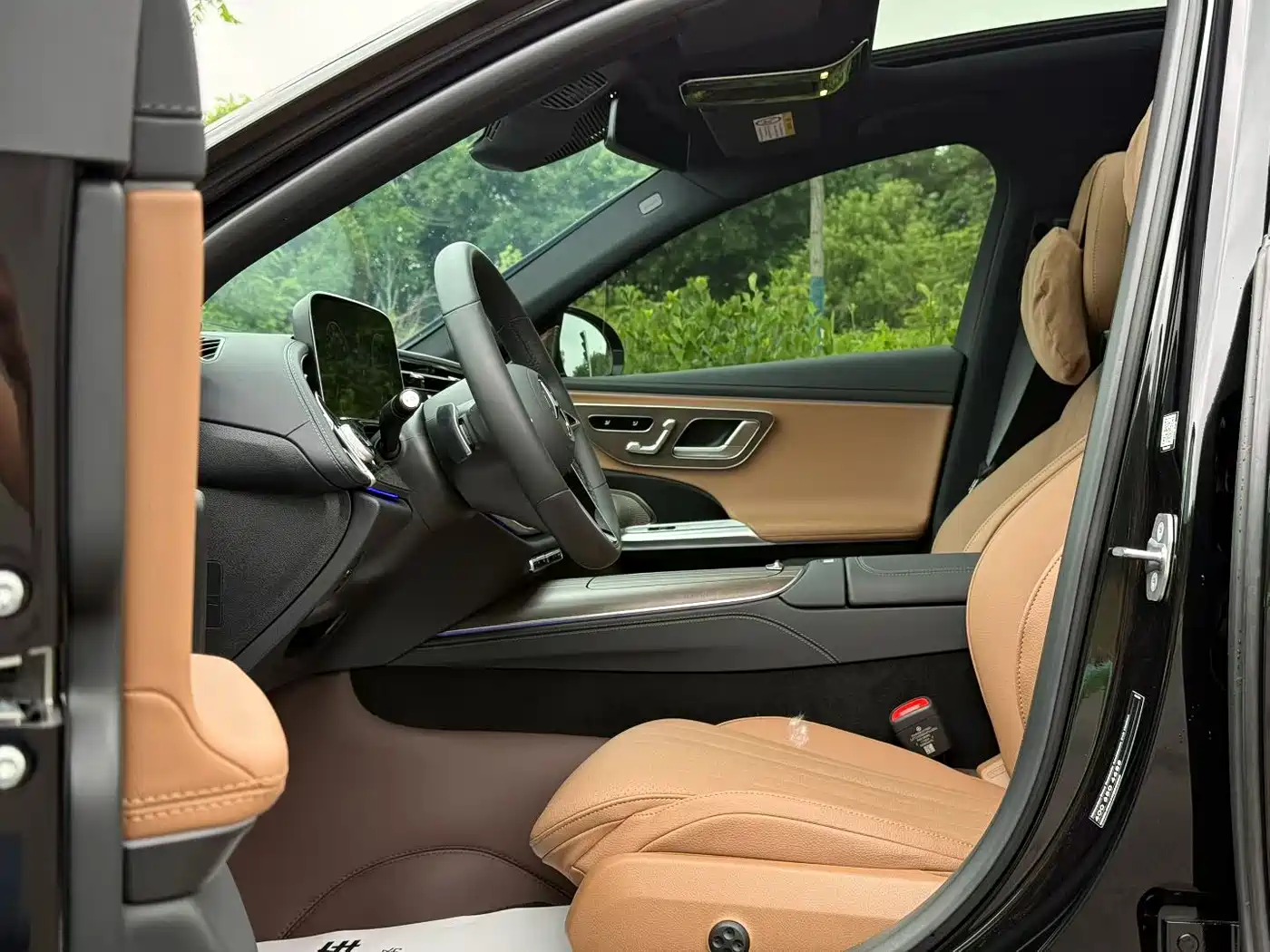 Mercedes-Benz E-Class 2024 Model E 300 L Luxury фото 6
