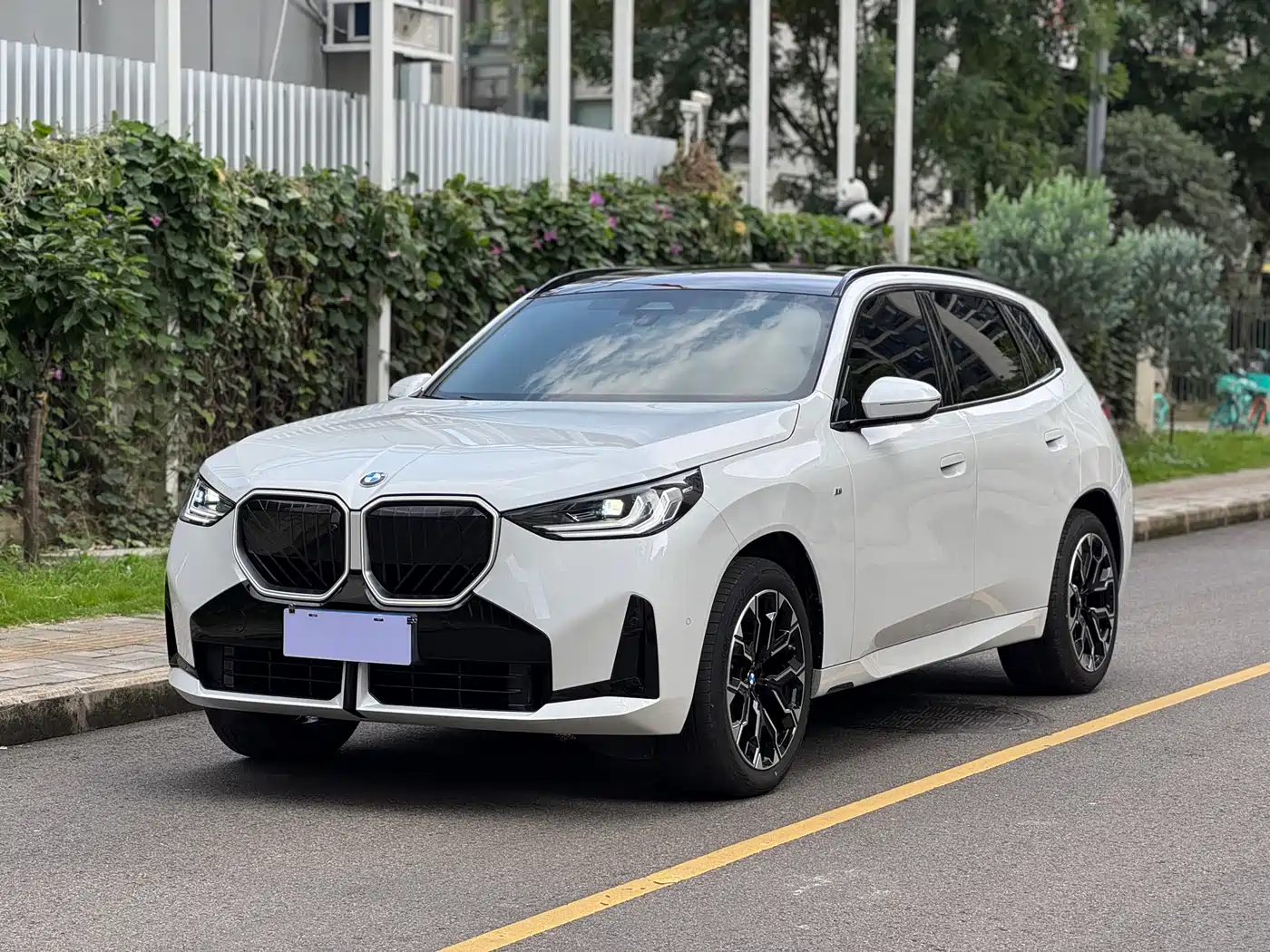 BMW X3 2025 xDrive30L Leading Model M Sport Black Package