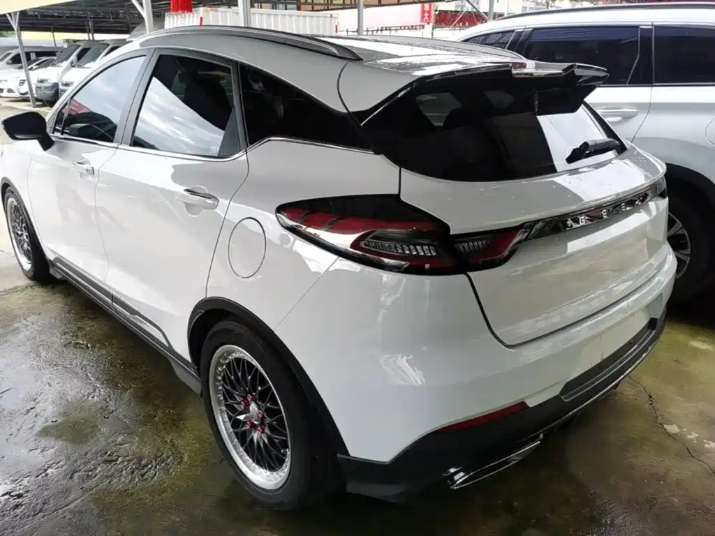 Geely Emgrand S 2022 2022 1.4T CVT Crossover Player