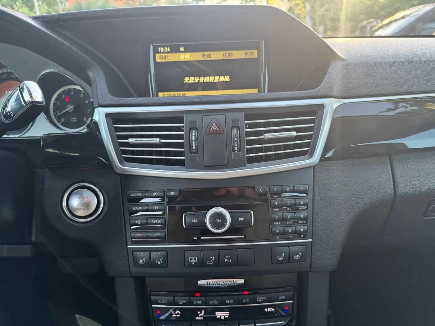 Mercedes-Benz E-Class 2011 E 300 L Fashion Premium фото 9