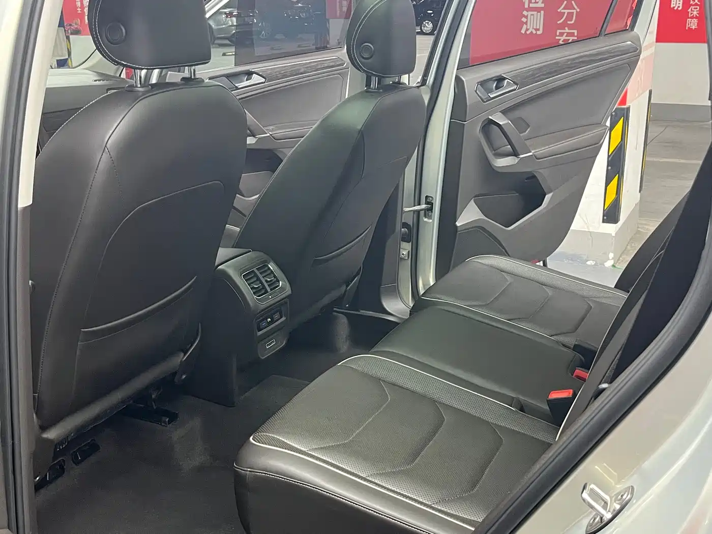 Volkswagen Tiguan L 2017 330TSI Automatic 2WD Flagship Edition фото 17