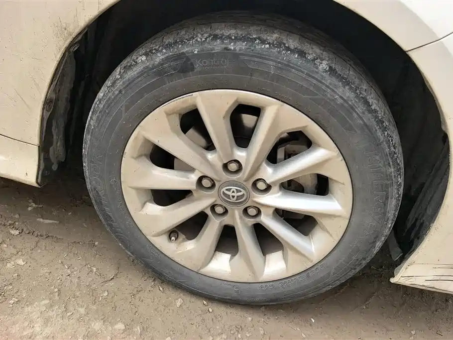 Toyota Corolla 2021 1.2T S-CVT Elite PLUS Edition фото 6