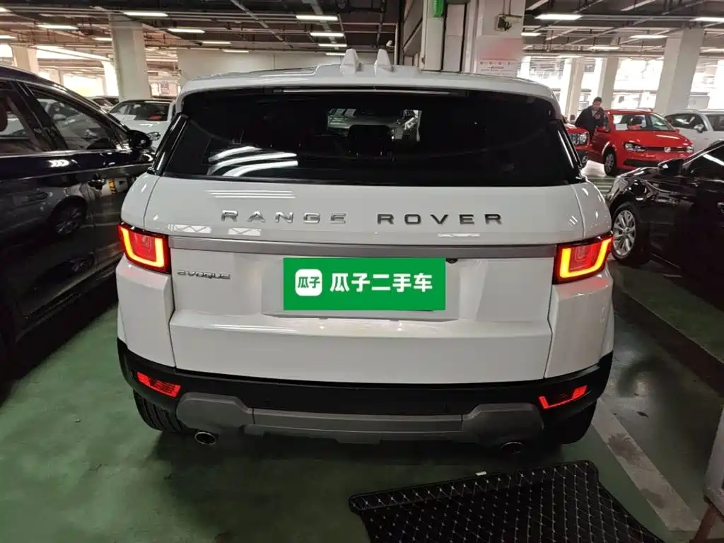 Land Rover Range Rover Evoque 2018 240PS SE Smart Edition фото 4