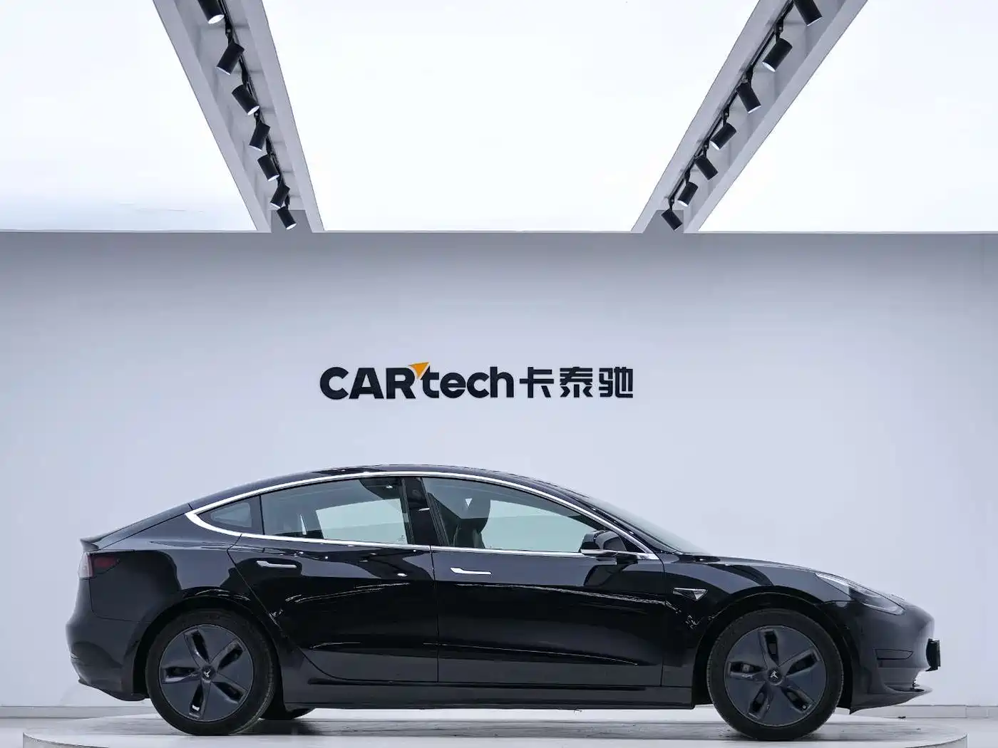 Tesla Model 3 2020 2020 Standard Range Rear-Wheel Drive Upgrade