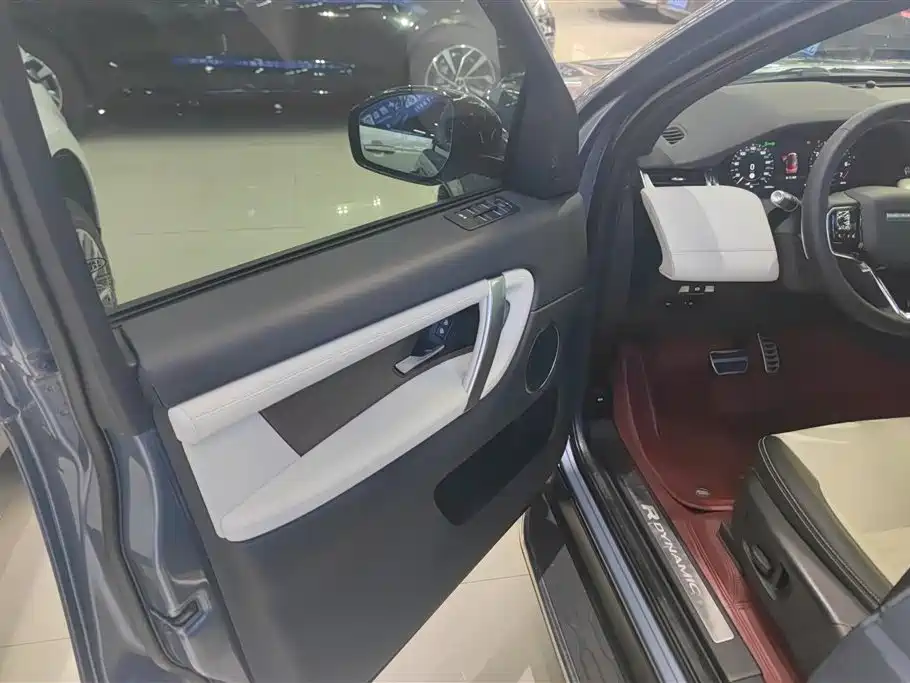 Land Rover Discovery Sport 2022 Model 249PS R-Dynamic SE Performance Tech Edition 5-Seater фото 7