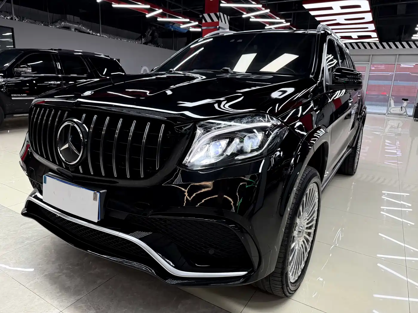 Mercedes-Benz GL-Class 2015 GL 400 4MATIC Luxury фото 4