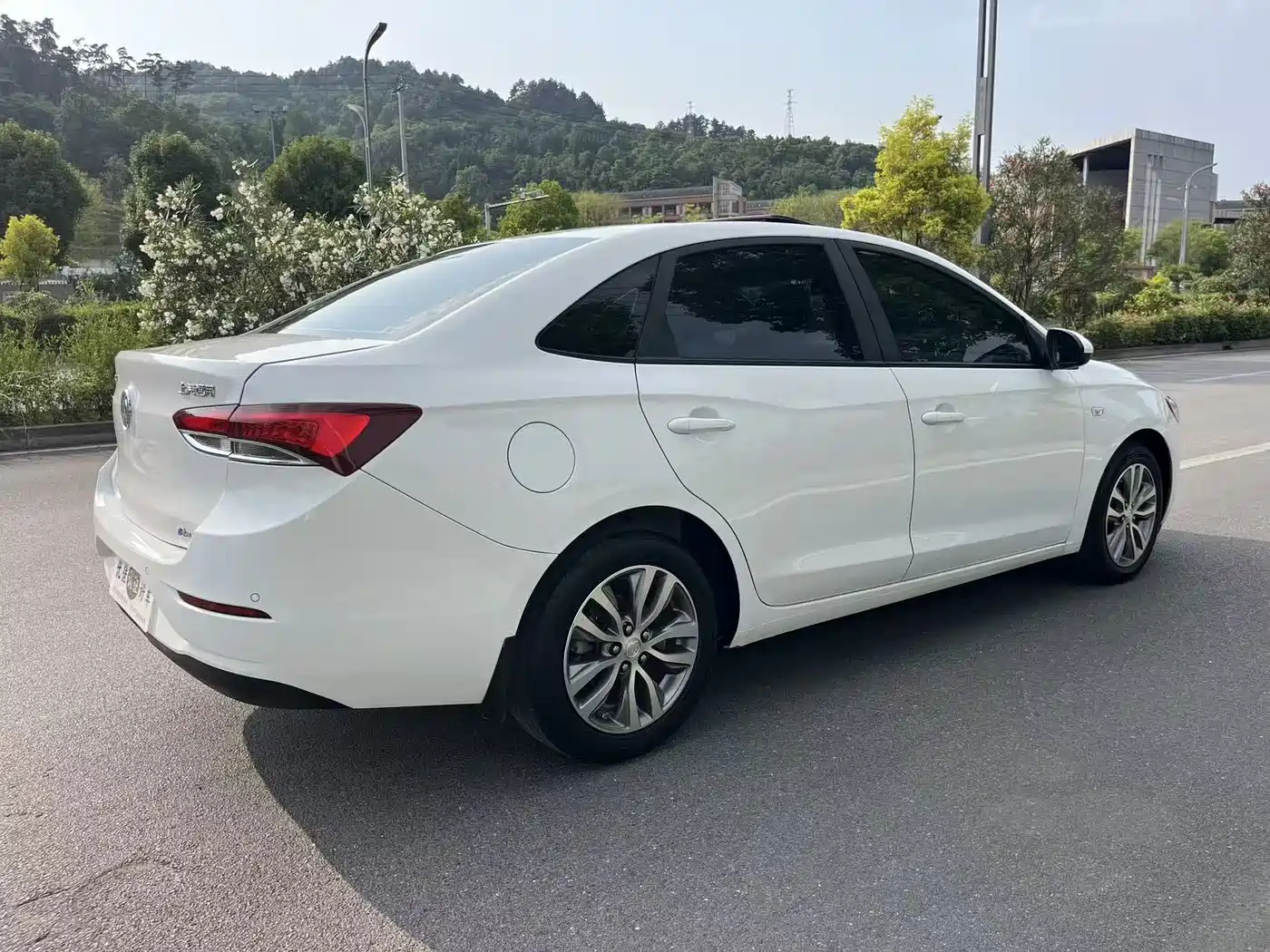 Buick Excelle 2021 1.3T Auto Mild Hybrid Elite фото 12