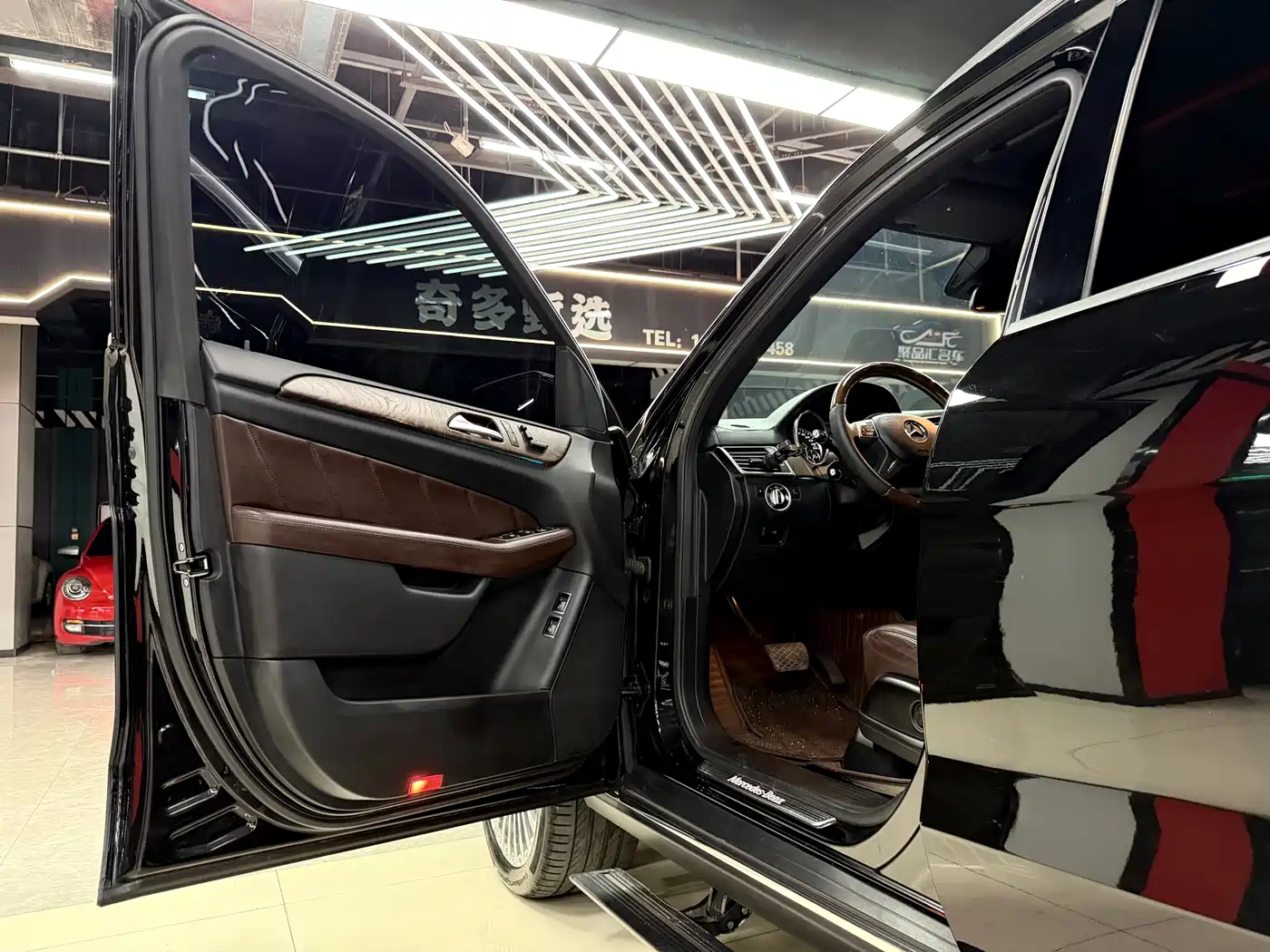 Mercedes-Benz GL-Class 2015 GL 400 4MATIC Luxury фото 19