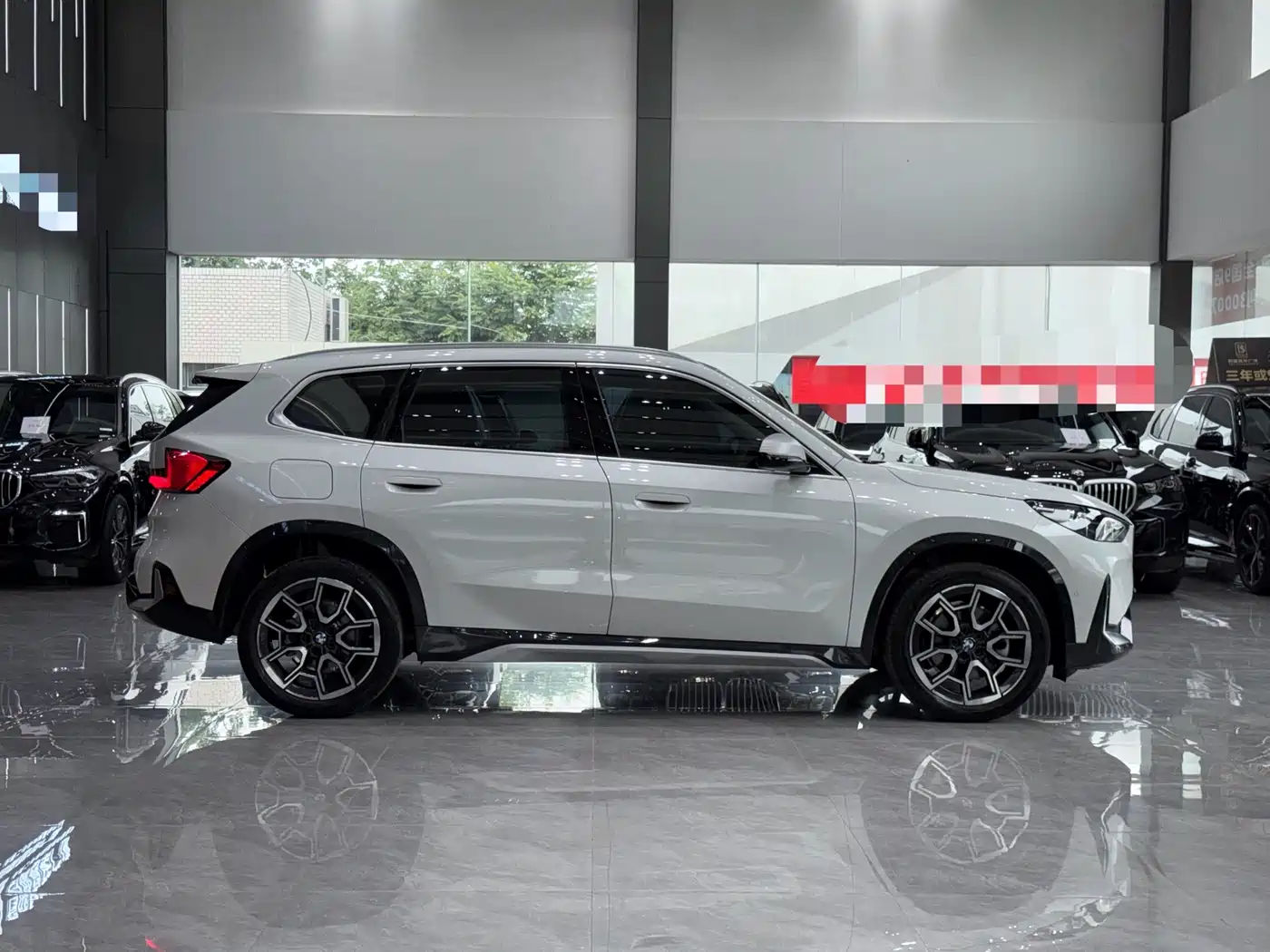 BMW X1 2023 sDrive25Li X Design Package фото 3