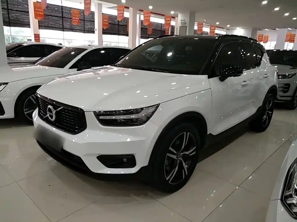 Volvo XC40 2020 2021 T4 AWD Smart Sport Edition