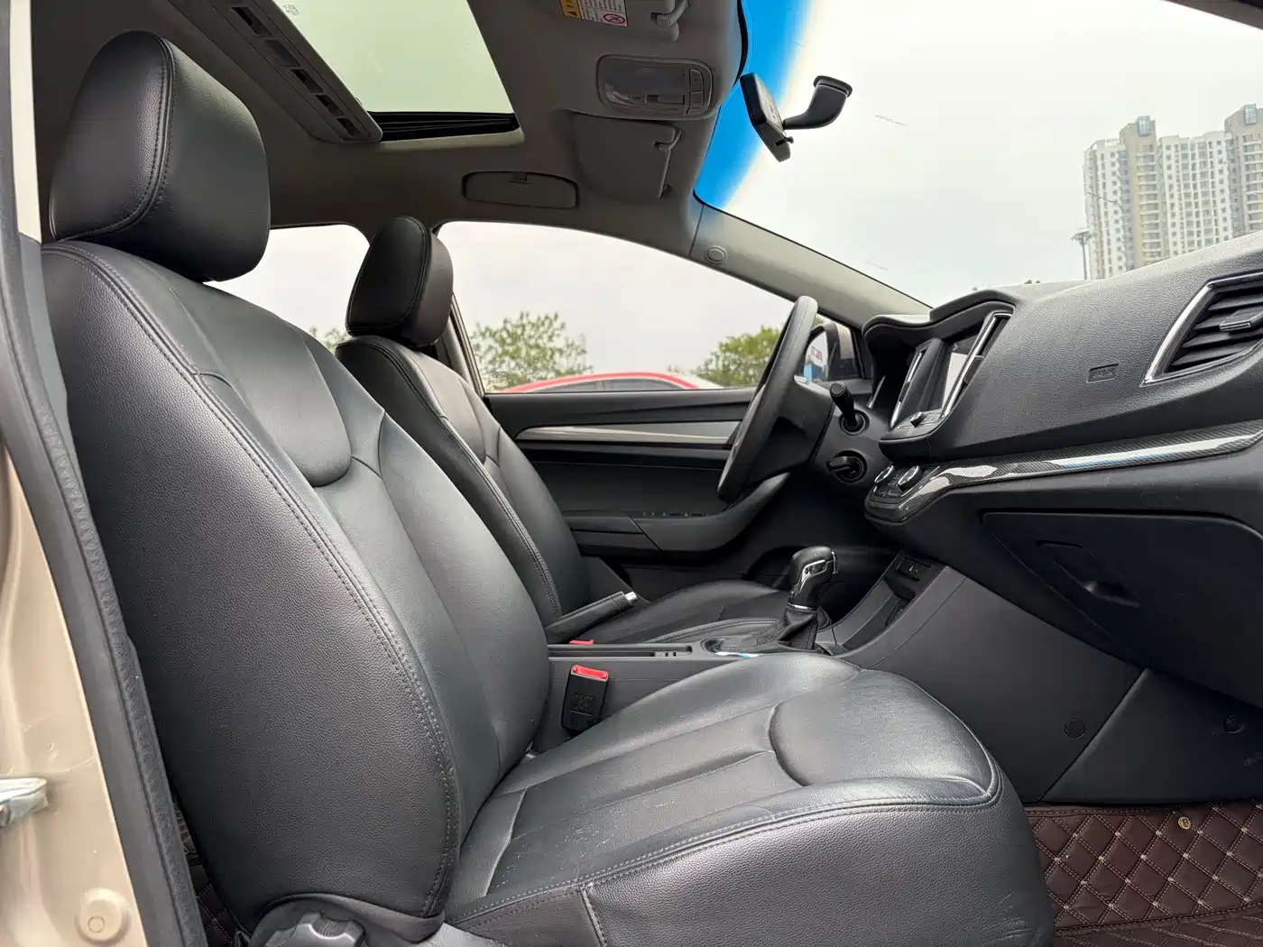 Roewe 360 2016 2015 1.5L Automatic Luxury