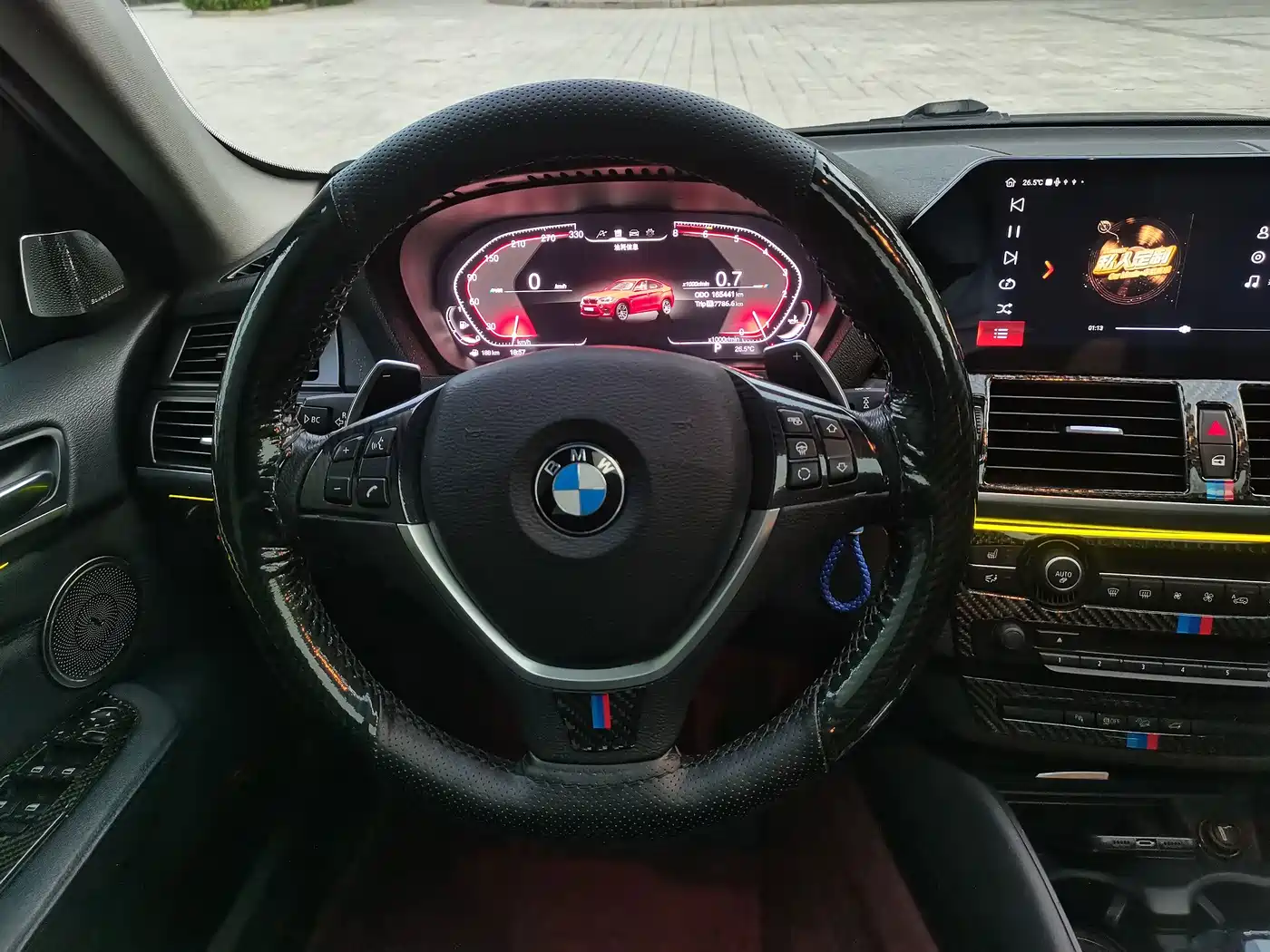 Photo 18 - BMW X6