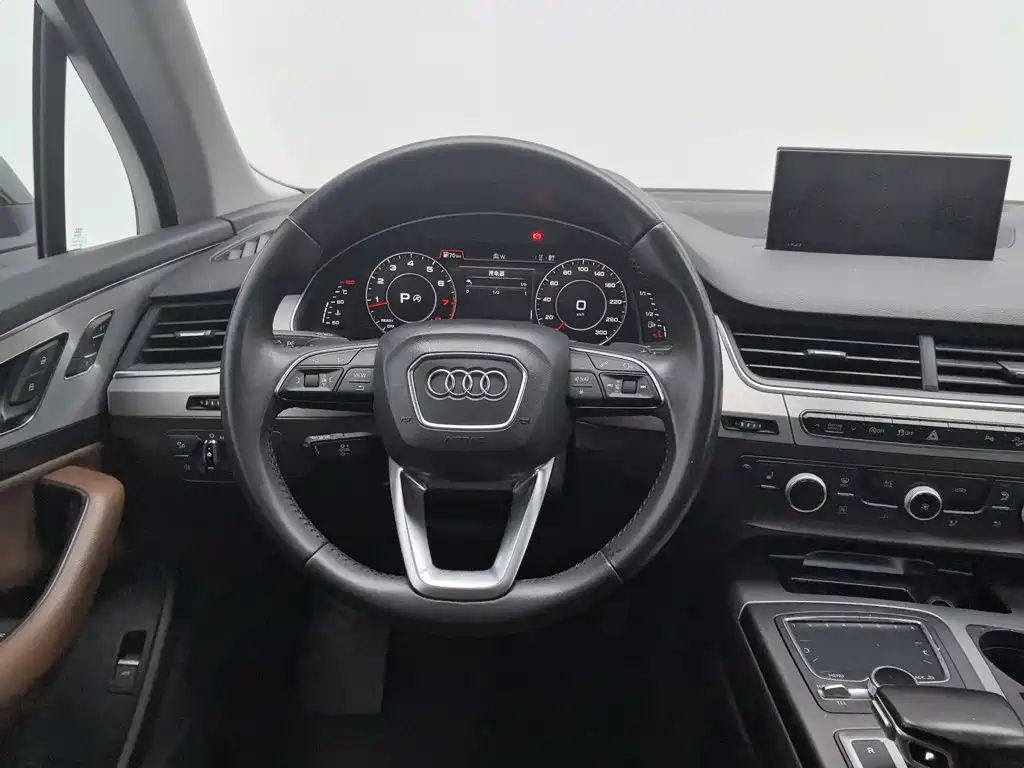 Photo 11 - Audi Q7