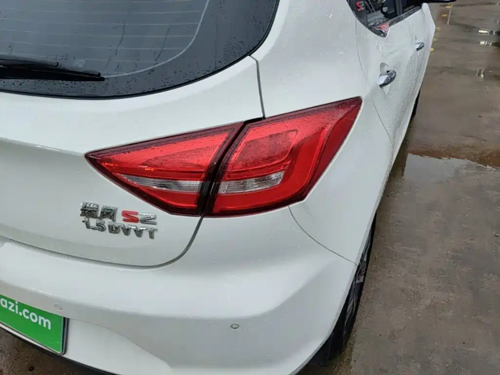 JAC Motors Refine S2 2017 2018 Smart Drive Edition 1.5L Manual Luxury