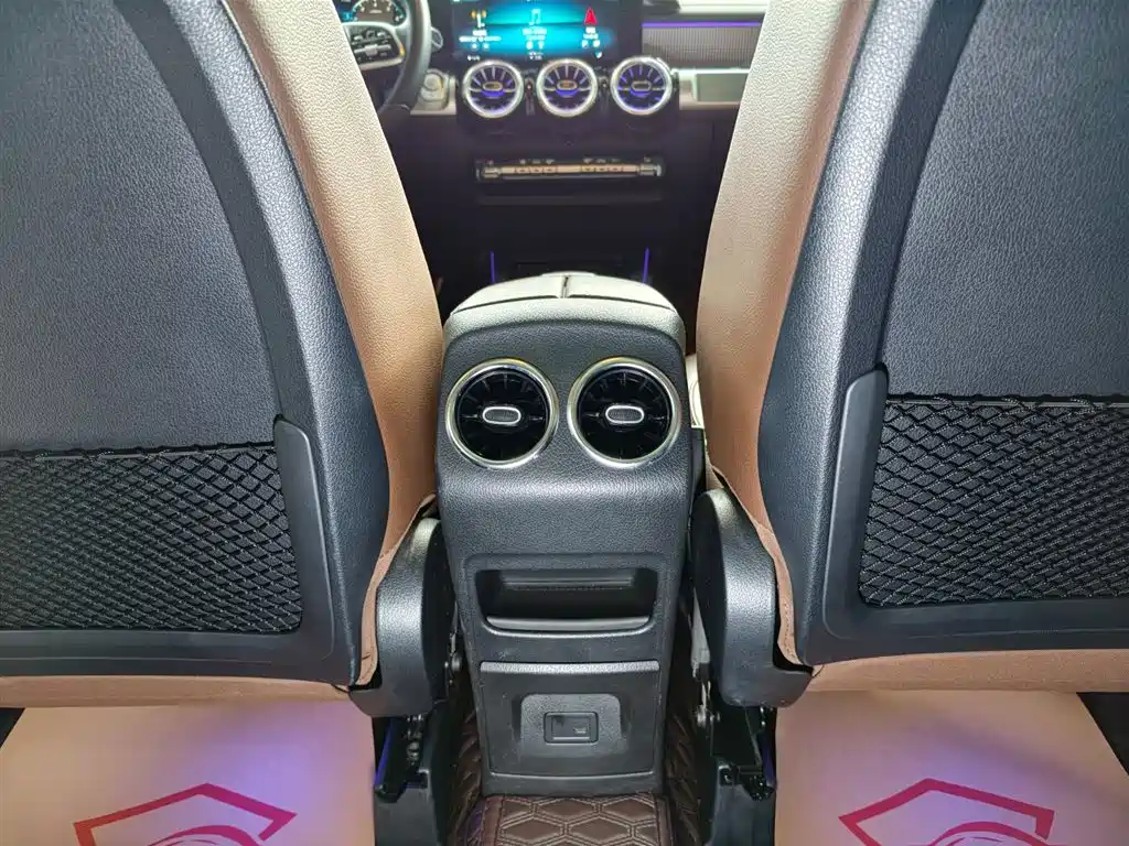 Mercedes-Benz GLB 2022 GLB 220 Dynamic фото 16