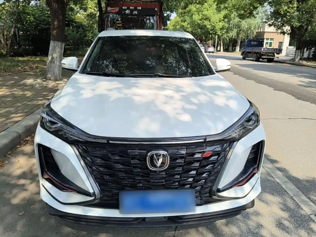 Фото 3 - Changan CS75 PLUS