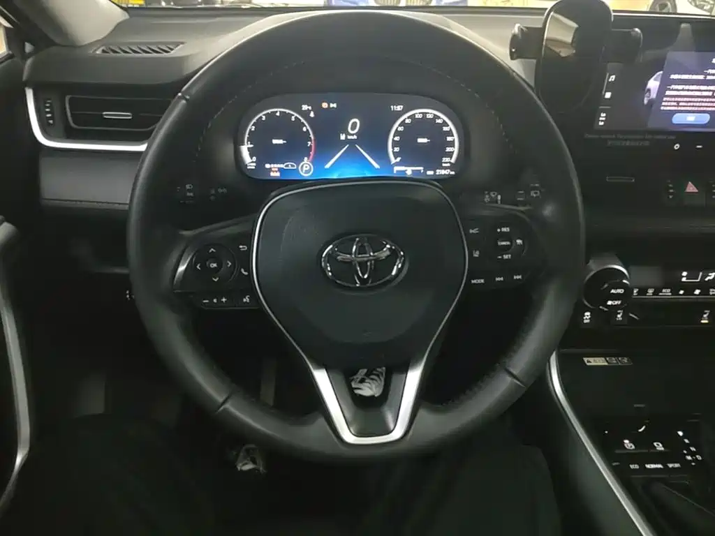 Toyota RAV4 2025 2024 2.0L CVT FWD Style Plus Edition