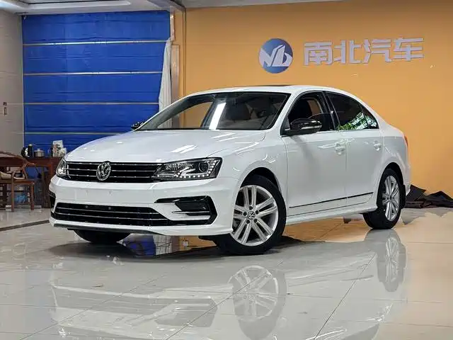 Volkswagen Sagitar 2018 280TSI DSG Spark Edition