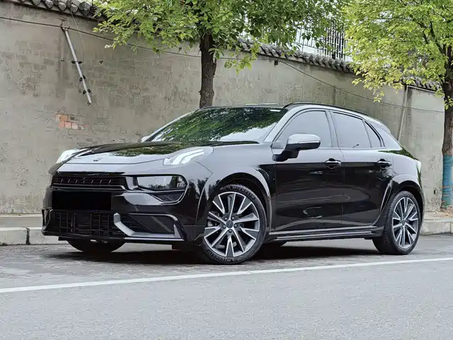 Lynk & Co 02 Hatchback 2021 2.0TD Halo