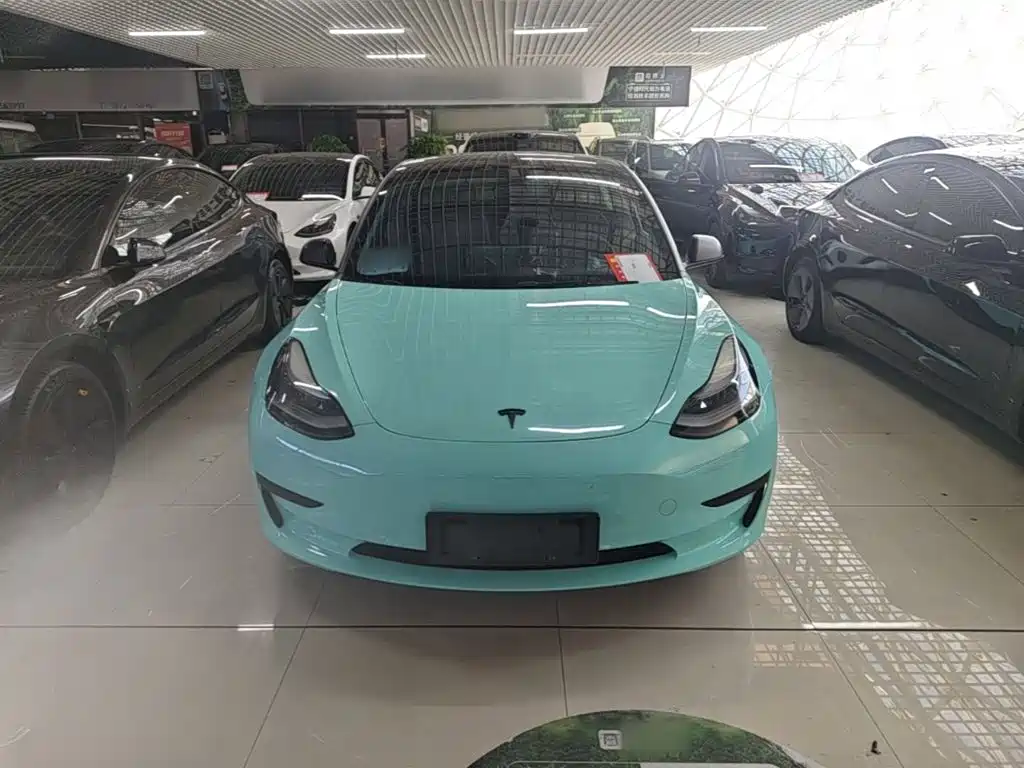 Photo 3 - Tesla Model 3