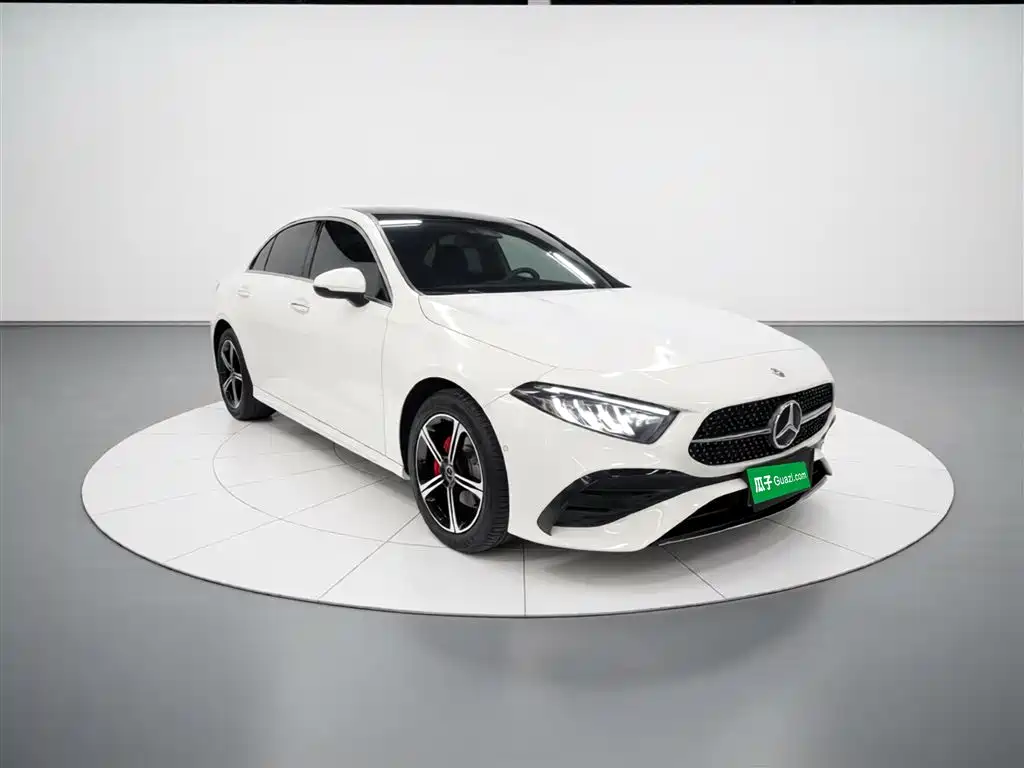 Mercedes-Benz A-Class 2025 A 200 L Fashion Edition фото 22