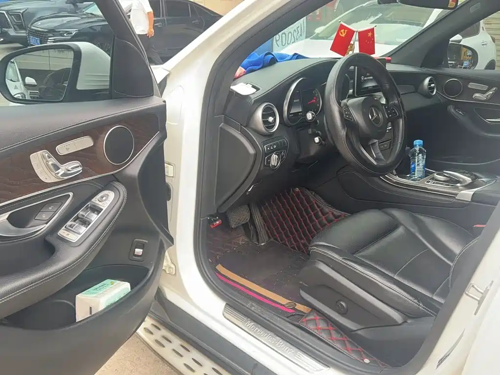 Фото 20 - Mercedes-Benz GLC