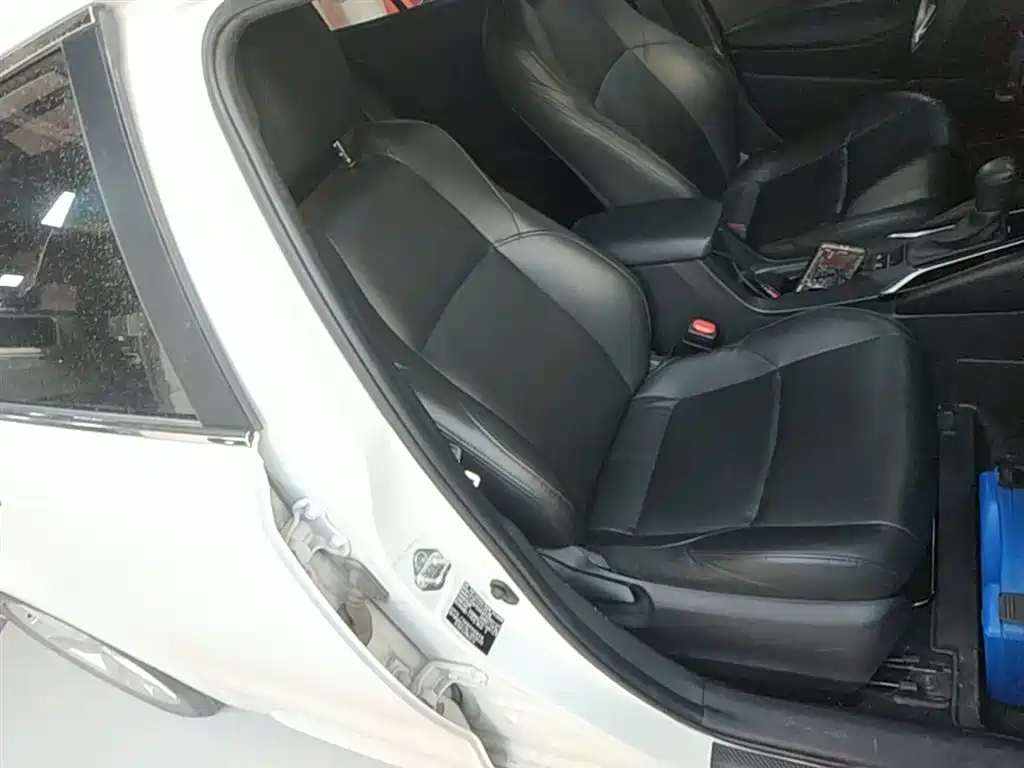 Toyota Levin 2019 185T CVT Luxury Edition China VI фото 25