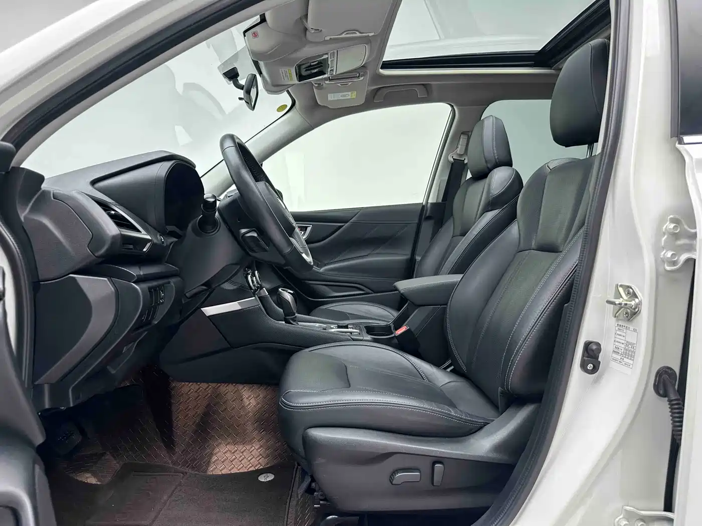 Subaru Forester 2021 2.0i Luxury Edition фото 4