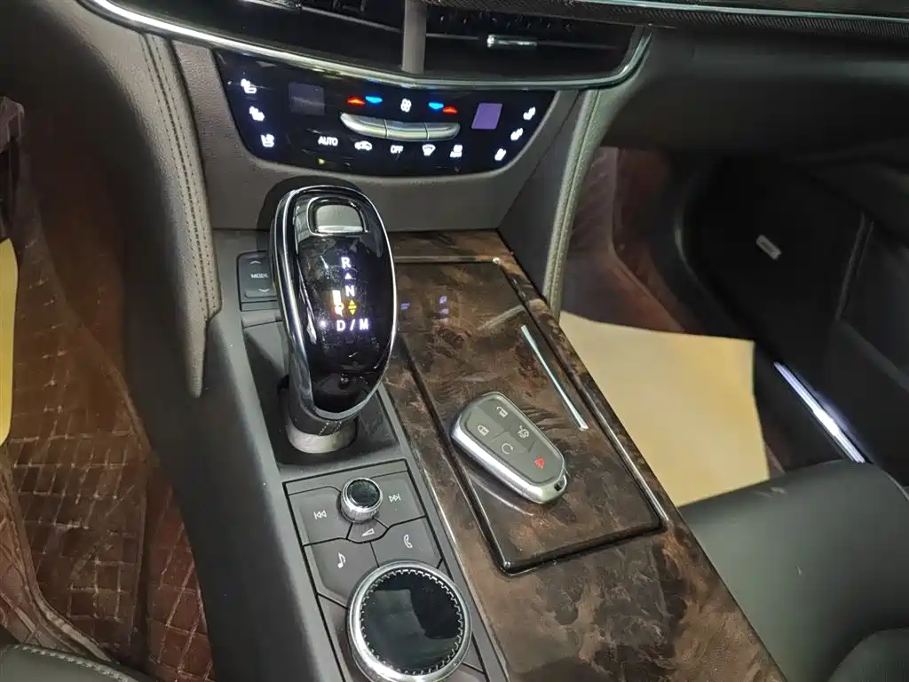 Cadillac CT6 2022 28T Luxury фото 14