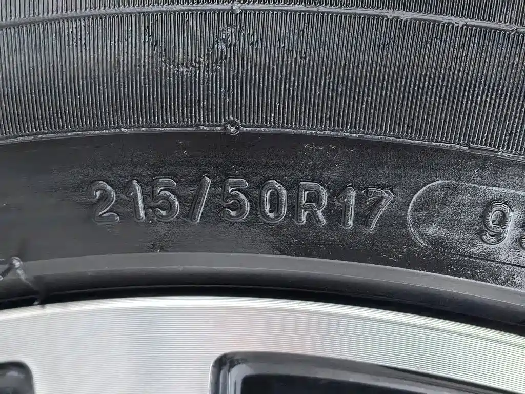 Фото 24 - Roewe i6