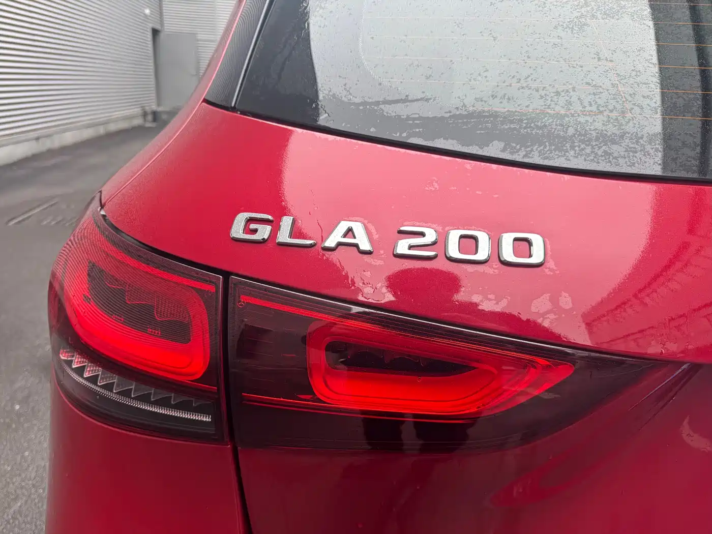 MERCEDES-BENZ GLA