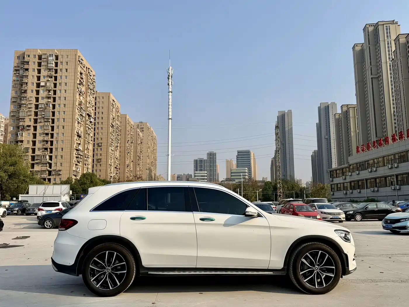 Mercedes-Benz GLC 2021 GLC 300 L 4MATIC Sporty фото 6