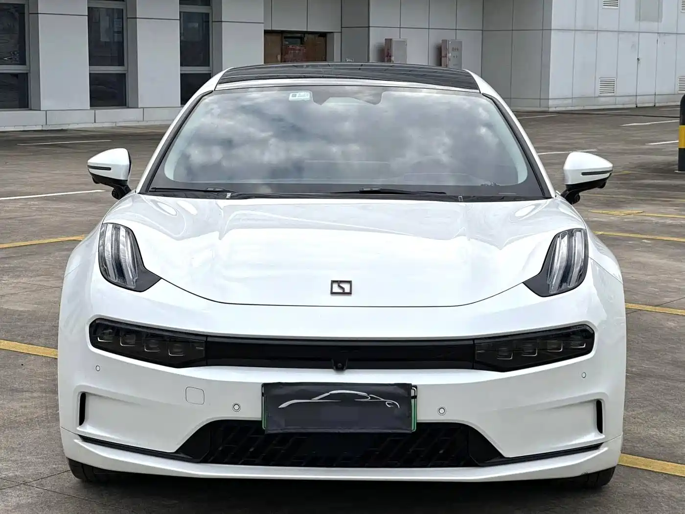 ZEEKR EXTREME KRYPTON 001