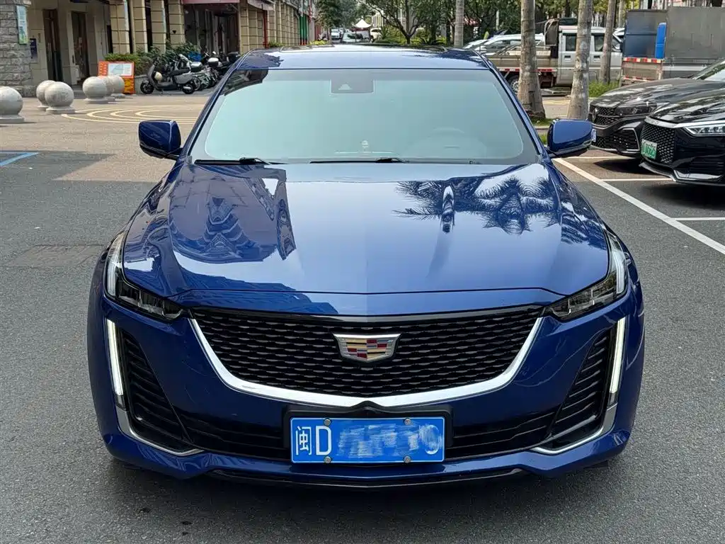 Cadillac CT5 2022 28T Fashion Edition фото 2