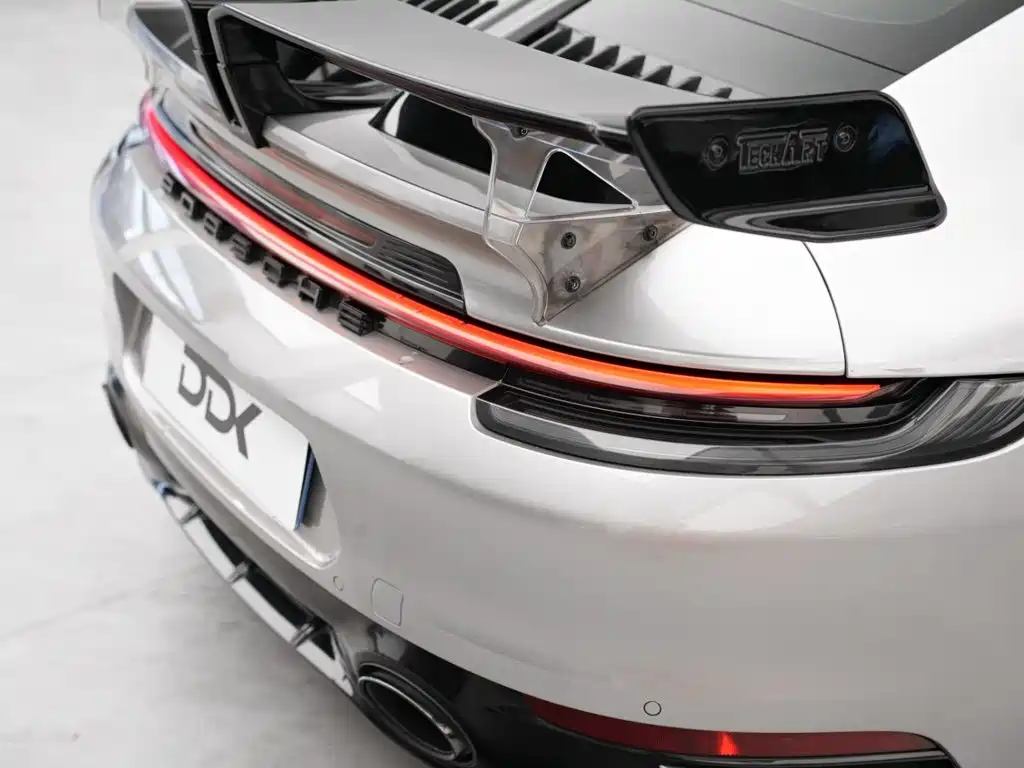 صورة 6 - Porsche 911