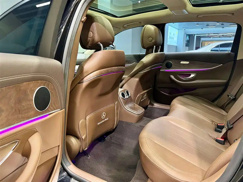 Mercedes-Benz E-Class 2021 E 300 L Fashion фото 20