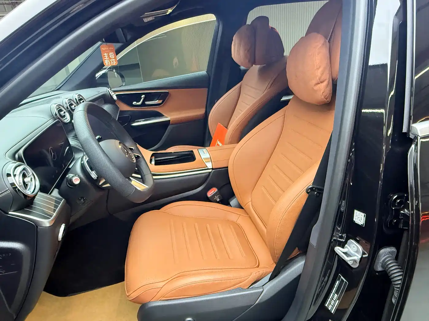 Mercedes-Benz GLC 2024 Facelift GLC 260 L 4MATIC Luxury 5-seater фото 2