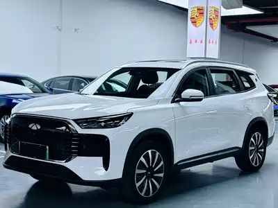 Chery Fulwin T8