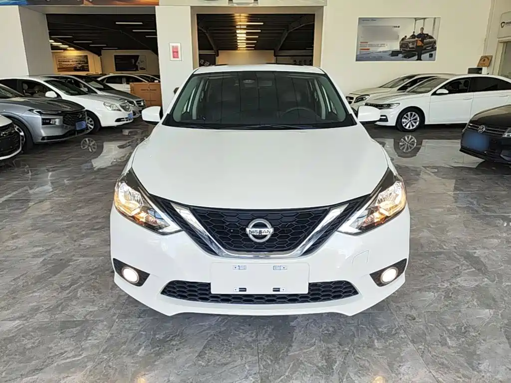 Nissan SYLPHY, миниатюра 3