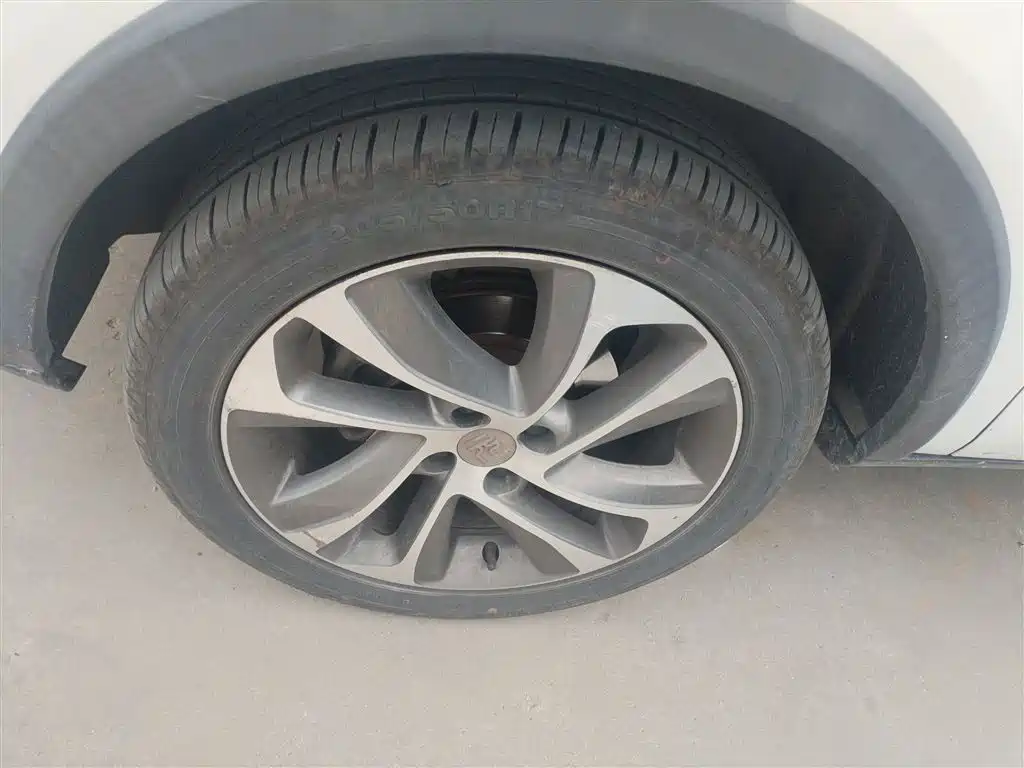 BYD Yuan 2017 1.5L Auto Cool Connect фото 23