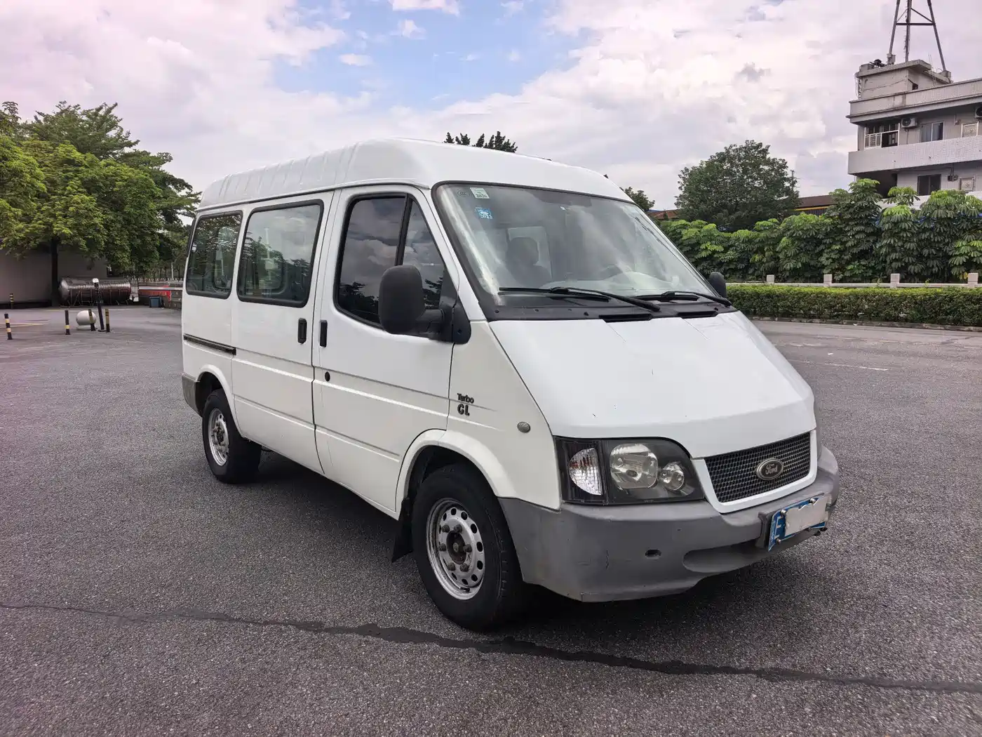 Ford Classic Transit 2016 2016 Model 2.8T Diesel Short Wheelbase 6-Seat Medium Roof Multi-Purpose Vehicle JX493ZLQ4