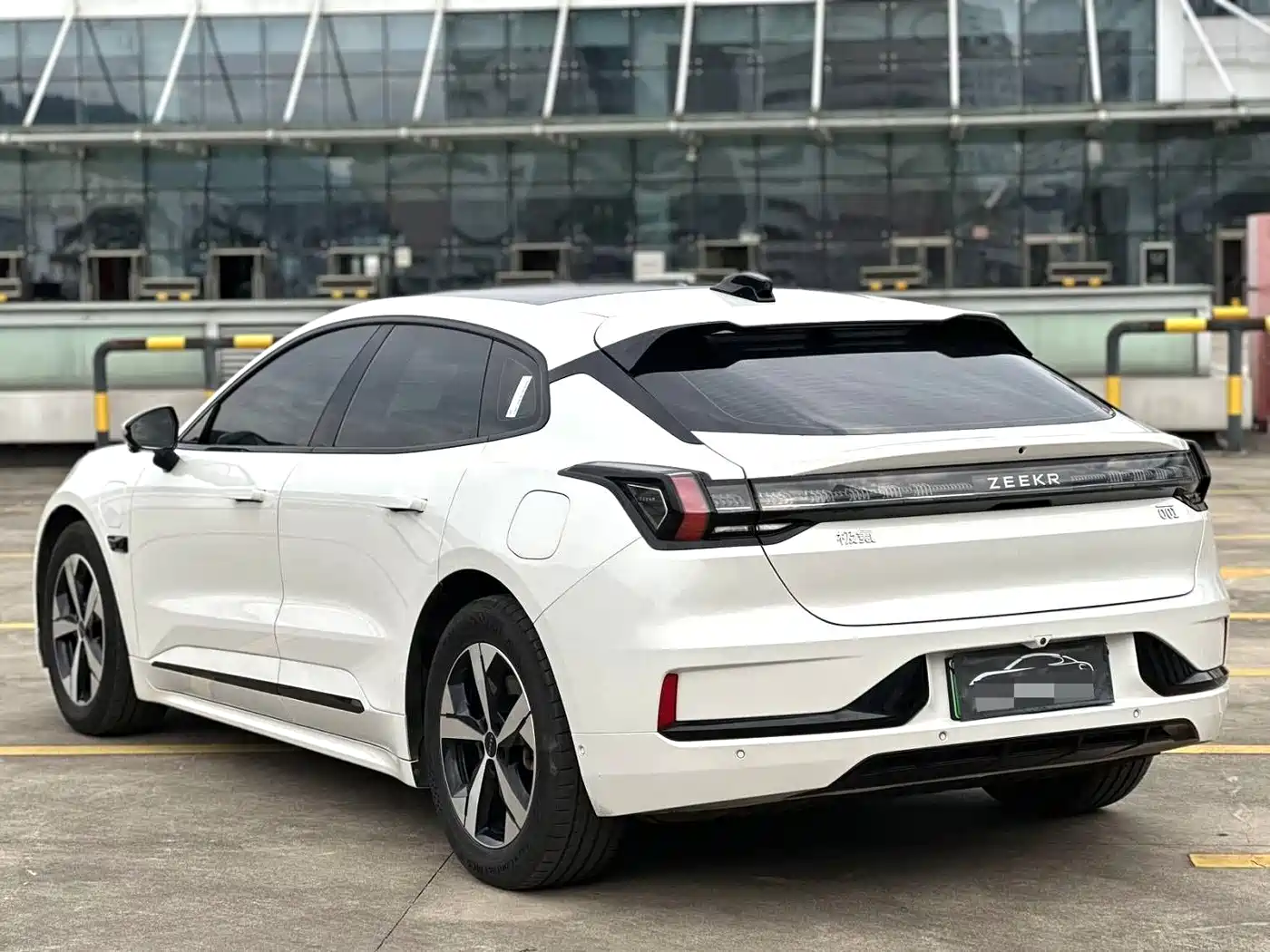 ZEEKR EXTREME KRYPTON 001